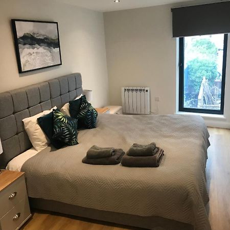 Heart Of Henley 1 & 2 Bedroom Apartments מראה חיצוני תמונה