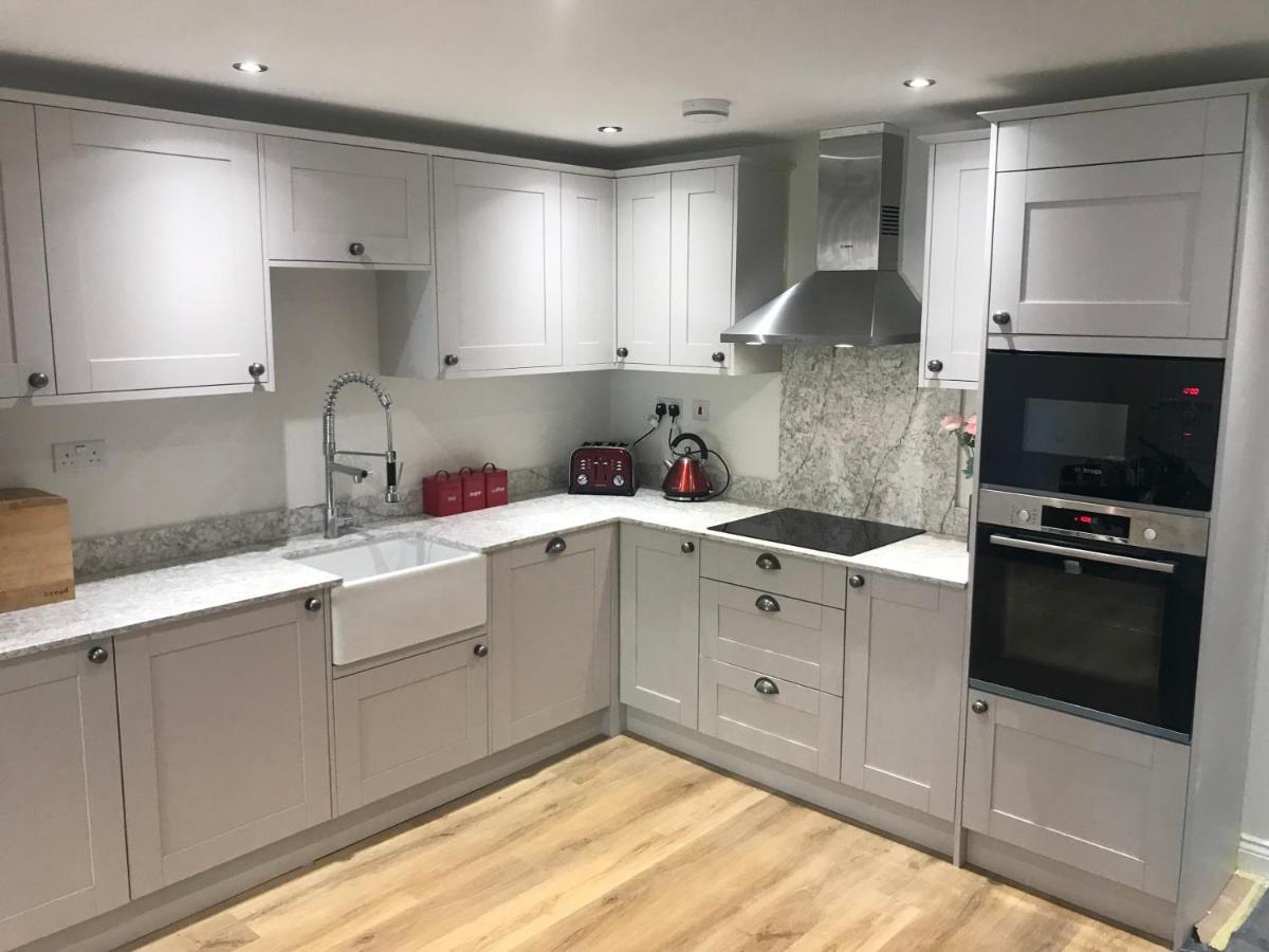 Heart Of Henley 1 & 2 Bedroom Apartments מראה חיצוני תמונה