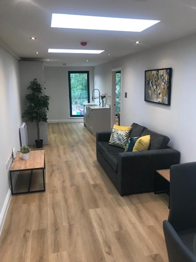 Heart Of Henley 1 & 2 Bedroom Apartments מראה חיצוני תמונה