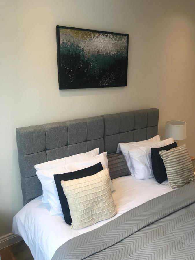 Heart Of Henley 1 & 2 Bedroom Apartments מראה חיצוני תמונה