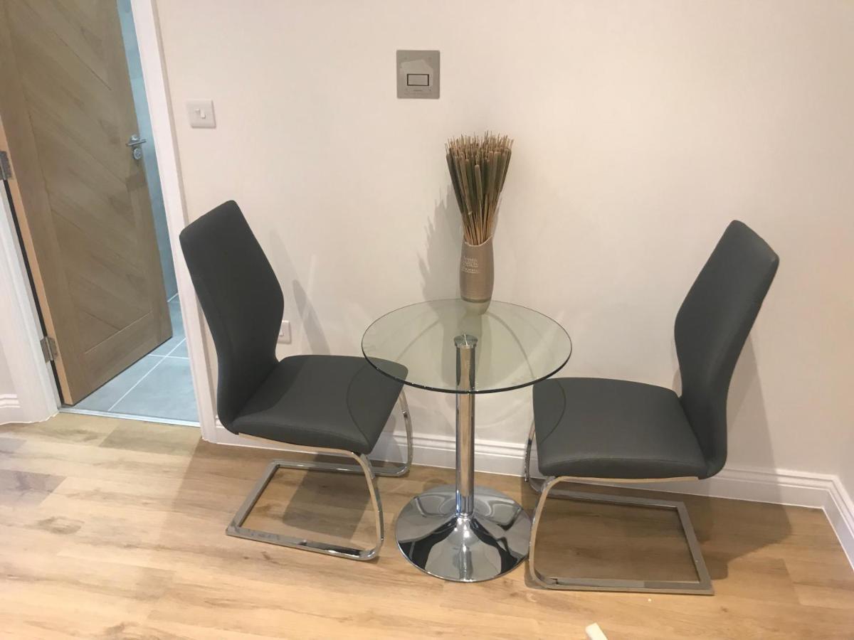 Heart Of Henley 1 & 2 Bedroom Apartments מראה חיצוני תמונה