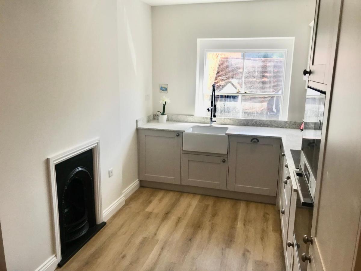 Heart Of Henley 1 & 2 Bedroom Apartments מראה חיצוני תמונה