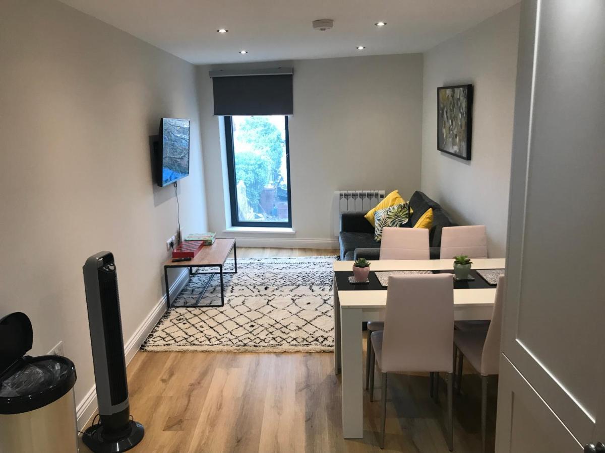 Heart Of Henley 1 & 2 Bedroom Apartments מראה חיצוני תמונה