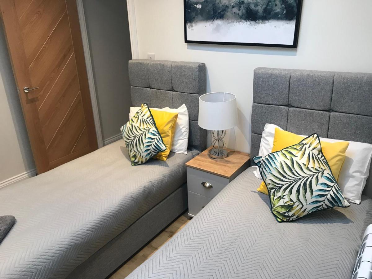 Heart Of Henley 1 & 2 Bedroom Apartments מראה חיצוני תמונה