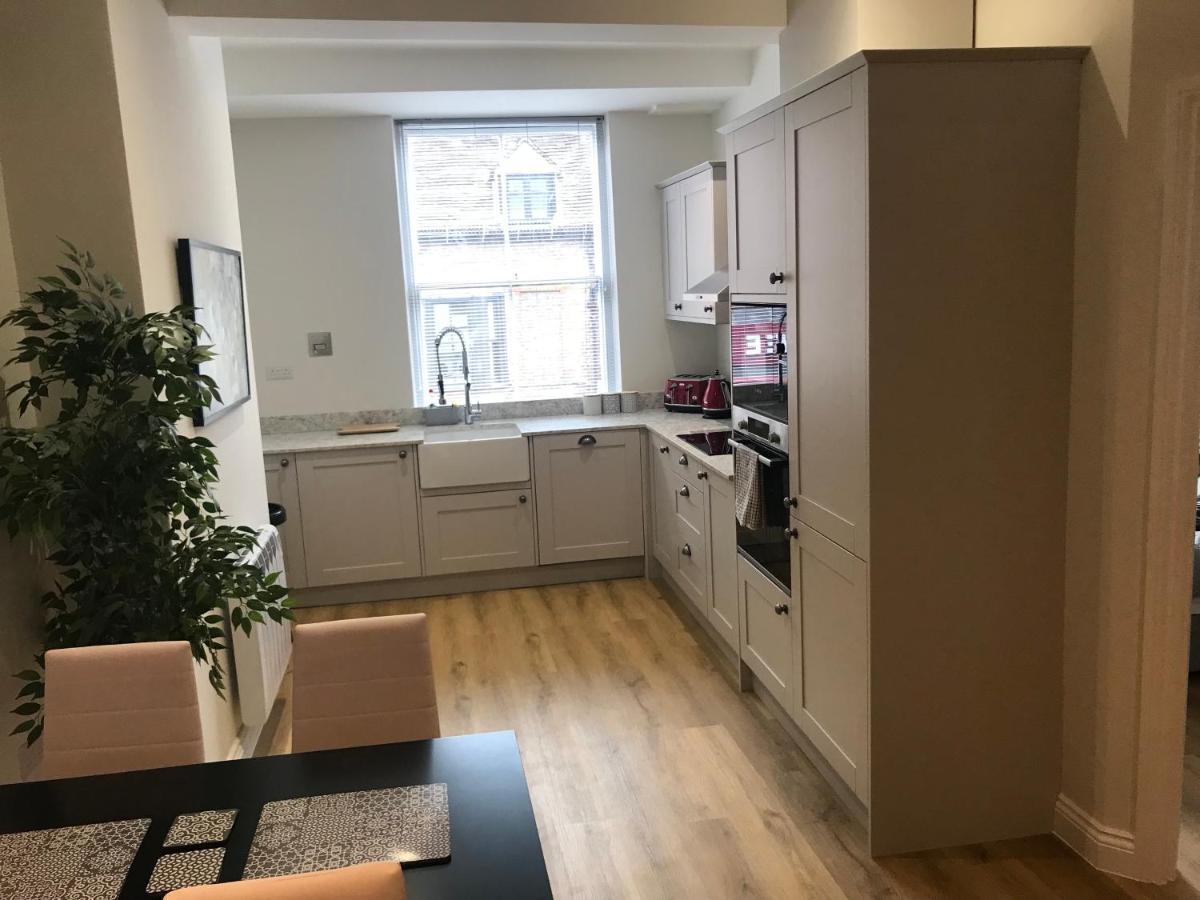 Heart Of Henley 1 & 2 Bedroom Apartments מראה חיצוני תמונה